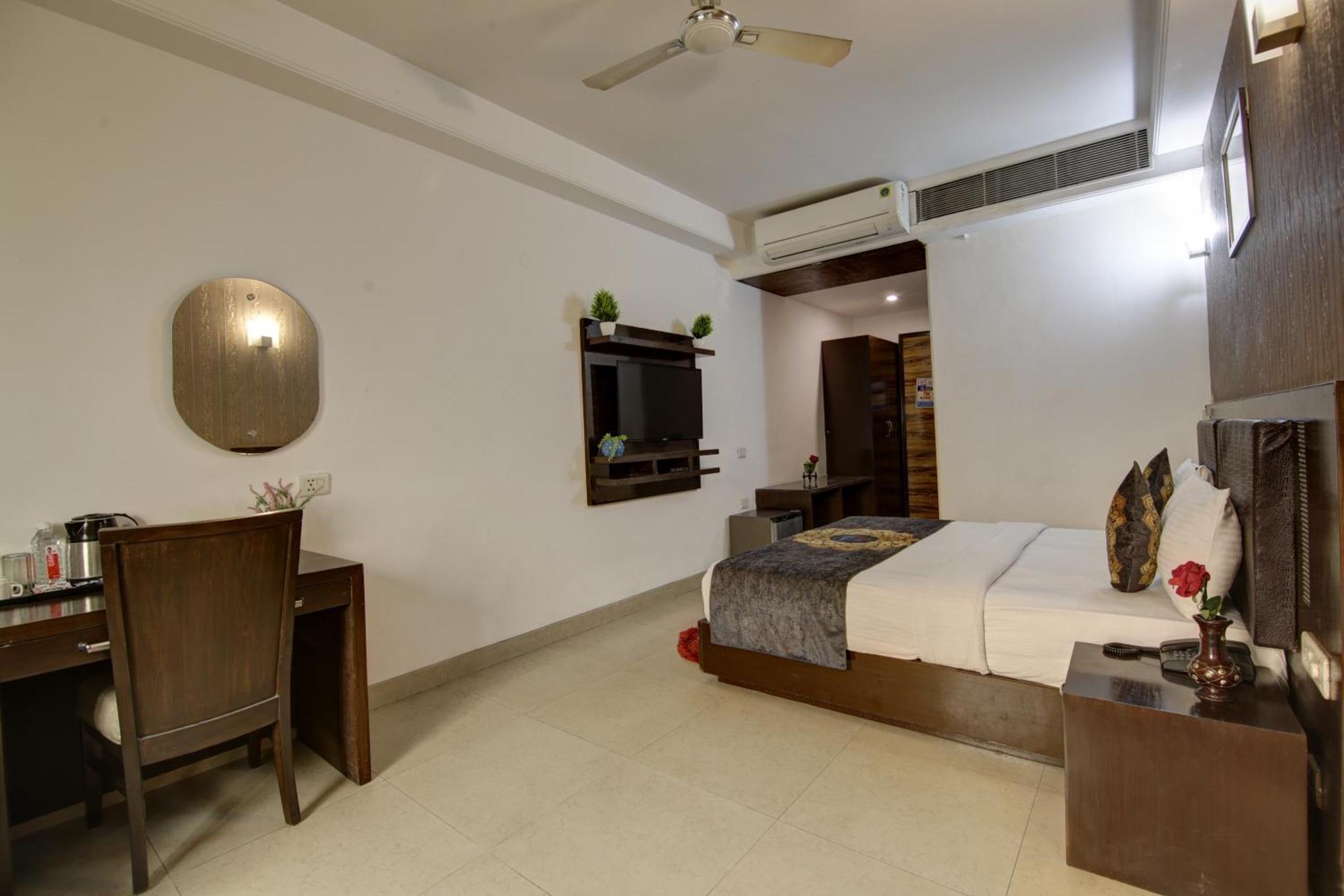Hotel Venus Plaza นิวเดลี ภายนอก รูปภาพ