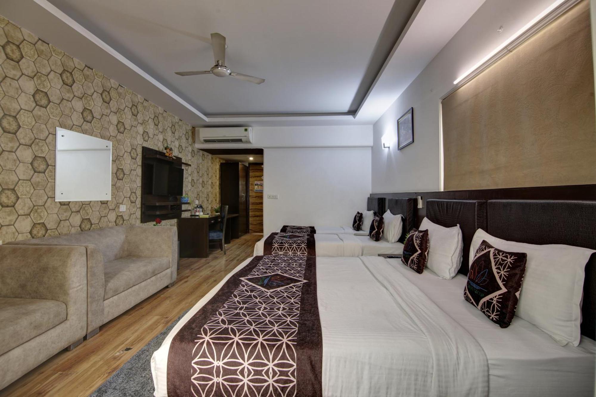 Hotel Venus Plaza นิวเดลี ภายนอก รูปภาพ
