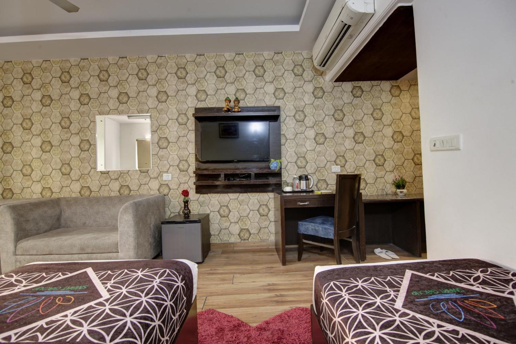 Hotel Venus Plaza นิวเดลี ภายนอก รูปภาพ