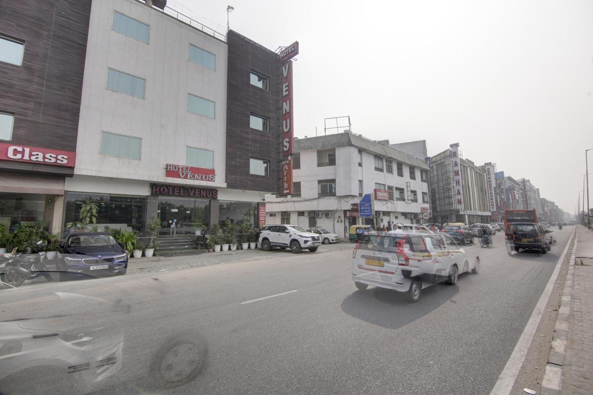 Hotel Venus Plaza นิวเดลี ภายนอก รูปภาพ